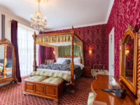 Hubert House Hotels in Dover