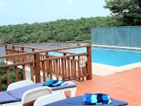 Two Bays Beach Villa, Apartment, and Studios - Pools