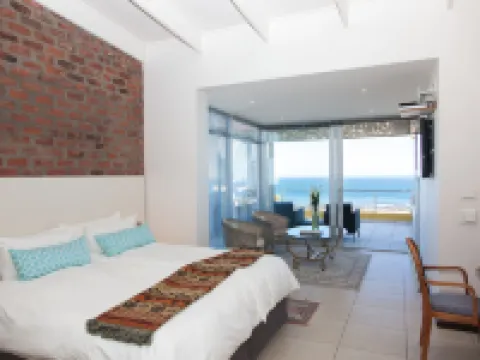 Crayfish Lodge Sea & Country Guest House Hotels in Gansbaai