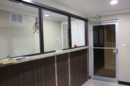 Budget Inn Lake Wales Отели в г. Бэбсон-Парк