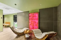 Hôtel Akena Molinges - la Brocatelle Hotel a Bellignat