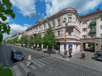 15th Avenue Hotels near Snipiskes