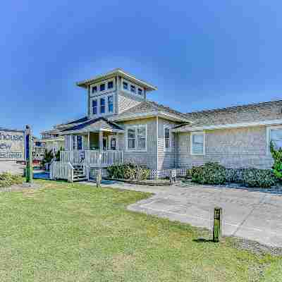 Lighthouse View Oceanfront Lodging Hotel Exterior