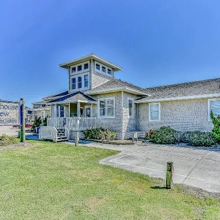 Lighthouse View Oceanfront Lodging