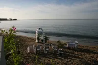 Golden Shore Resort Hotels in Leith Hall