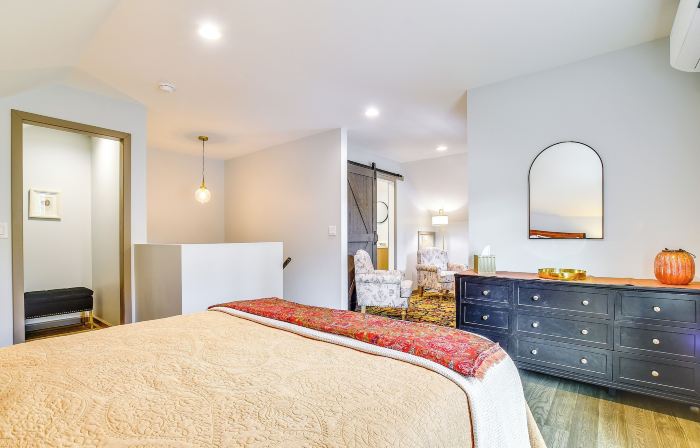Seneca Lake Wine Trail Studio w/ Balcony & Views!