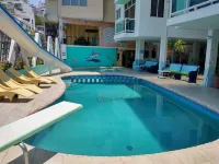 Suites Angelopolis - مسبح