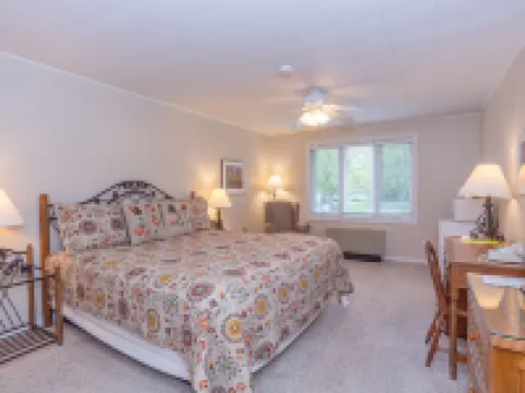 Wilder Inn Hotels in Sister Bay