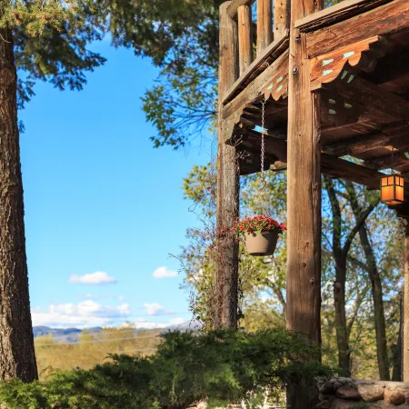 Inn of the Turquoise Bear