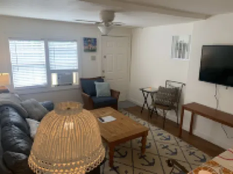 Sandy Mutts at the Beach 1 Bedroom Cottage by RedAwning