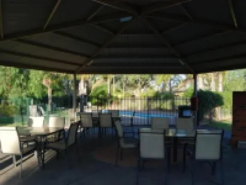 Sportslander Motor Inn Hoteles en Moama