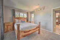 Spacious Yard with Mtn Views! Scenic Sedona Retreat