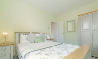 Roseberry House