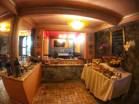 GH Bizkaia Отели рядом с достопримечательностью «Lagoa Sandboard»