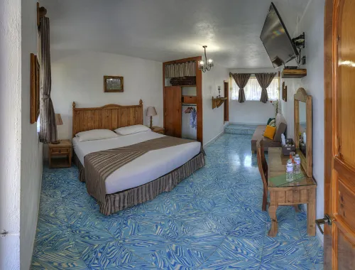 Hostal Plaza Central - Homestays