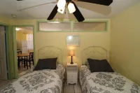 Grove City Motel Hotels in Manasota Key