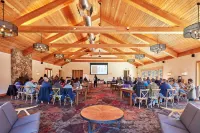Rush Creek Lodge at Yosemite Hotels in Tuolumne County
