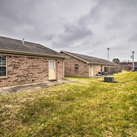Quaint Family Home Near Downtown Murray and MSU