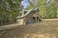 Couples Cabin - 5 Mi to DT Berkeley Springs! - WiFi
