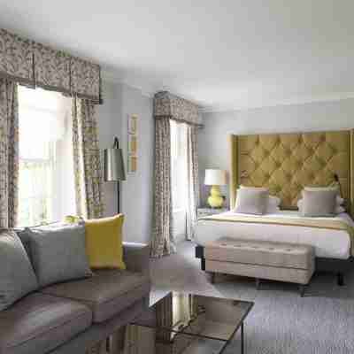 Bush Hotel Farnham Rooms