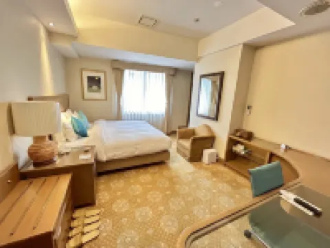 Hotel Pulitzer Jiyugaoka Hotel berhampiran Kumano Shrine