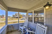 Nags Head Cottage Screened Porch, Walk to Beach! - Homestays