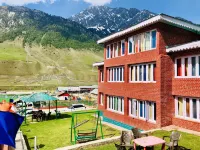 Hotel Glacier Heights