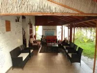 Holiday Home Kelaa by EMzaz - parking