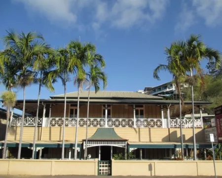 Yongala Lodge by the Strand Hotels in North Ward