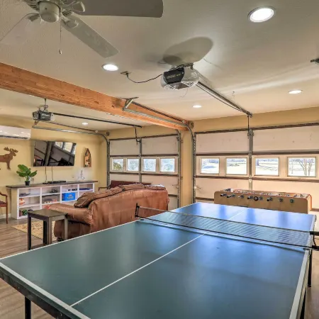 Lake Granbury Getaway! Family Home w/ Deck & Games