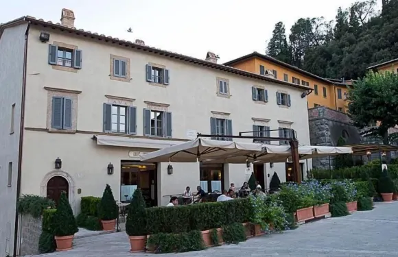 洛坎達迪瑟託納酒店