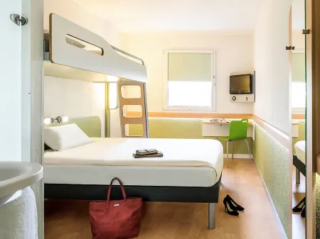 Ibis Budget Lille Ronchin - Stade Pierre Mauroy