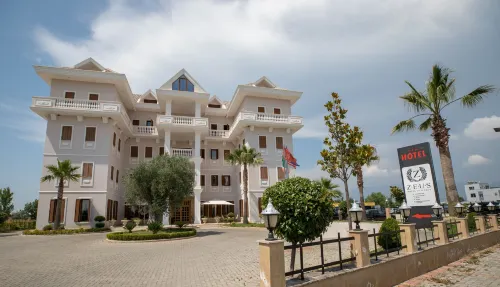 Hotel Vila Zeus - Desayuno