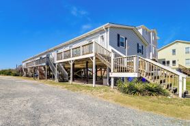 Oak Island Condo w/ Ocean View: Steps to Beach!