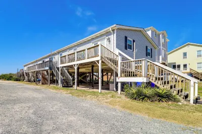 Oak Island Condo w/ Ocean View: Steps to Beach!