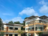 Princess Seaview Resort & Spa Hotels near Karon Beach