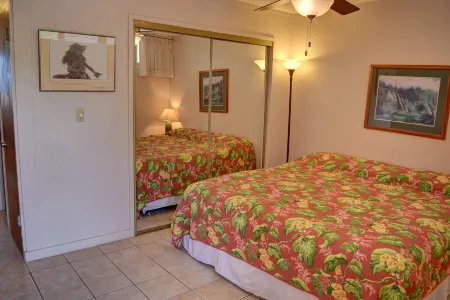 Second Floor Oceanview with Gorgeous Sunsets Отели рядом с достопримечательностью «Kihei Aquatic Center»