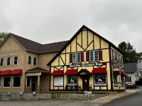 Outdoor Hot Tub and Cozy Living Space - Charming Farmhouse Retreat