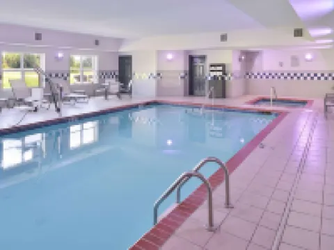 Comfort Inn & Suites Fayetteville-University Area Hotels in Washington County