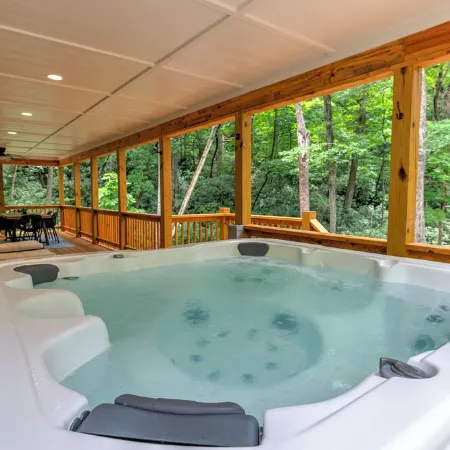 Retreat - Creek, Sliding Rock, Waterfalls, Fishing, Hiking, Hot Tub, Fire Pit