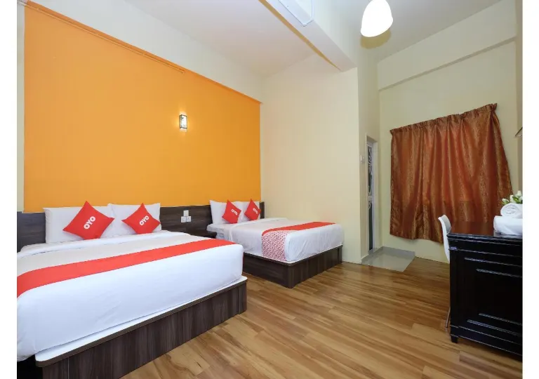 Hotel Tudor Home Inn