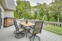 Milton Hidden Gem w/ Pool, Hot Tub & Fireplace! - Boutique