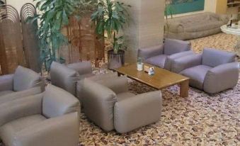 Sanda Summit Hotel