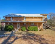 Primrose Family Lodges Hotels near Cross Bar Ranch Off-road Park