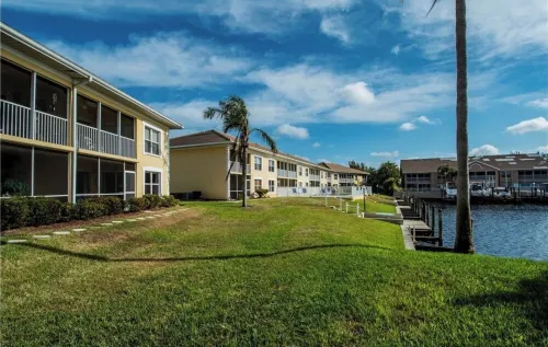 Worry Free Waterfront Wonder