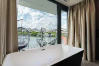 L'Escale Royale L'Isle Adam Port - Oise Hôtels à : Parmain