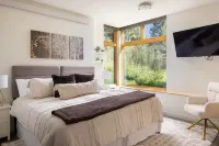 Escape to a serene, modern haven just moments from the heart of Jackson Hole Hotels in Wilson