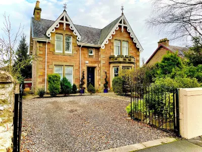 Ladies Lodge Inverness فنادق في 