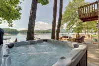 Mountain View Cabin on Lake Blue Ridge: Hot Tub! - Hot Tub