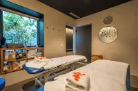 Neptuno Apartments